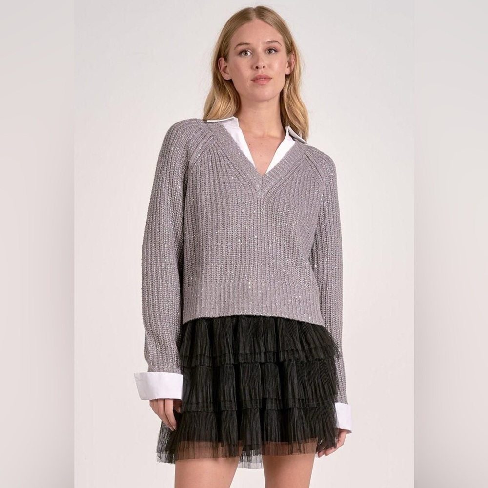 🩶NWT ELAN size LARGE Silver sequin "sweater" long sleeve, white collar button up